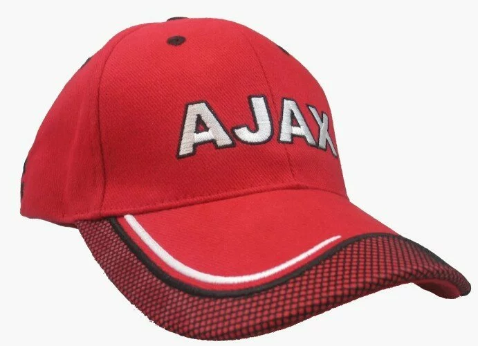 Ajax Cap Senior rood met logo op achterkant